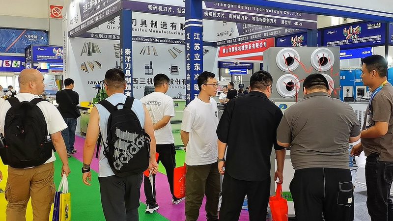 揭秘上海专业喷绘写真设备：参数背后的技术秘密