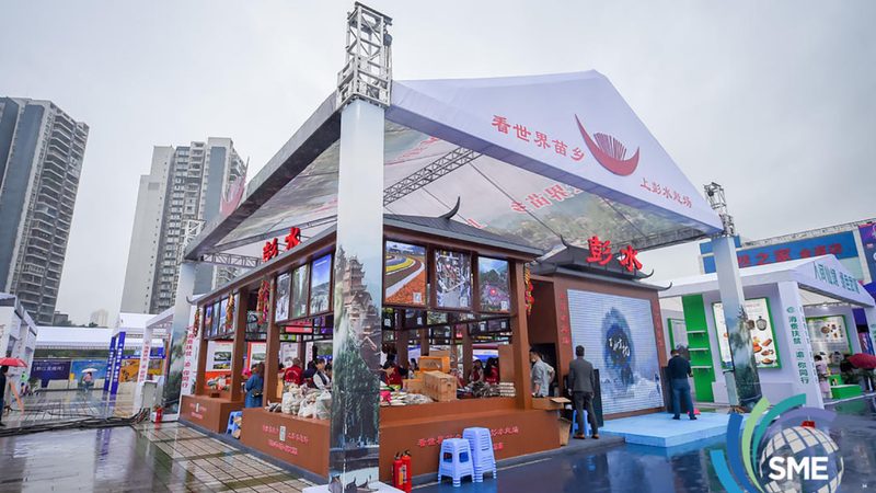 广州展台搭建材质选择：揭秘特装展台的“骨骼”与“肌理